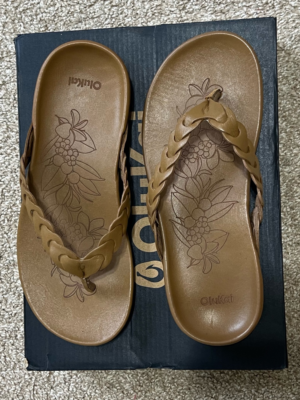 Olukai Lei Flip Flops Braided Leather Tan Woman’s Size 6 Wide New in box!